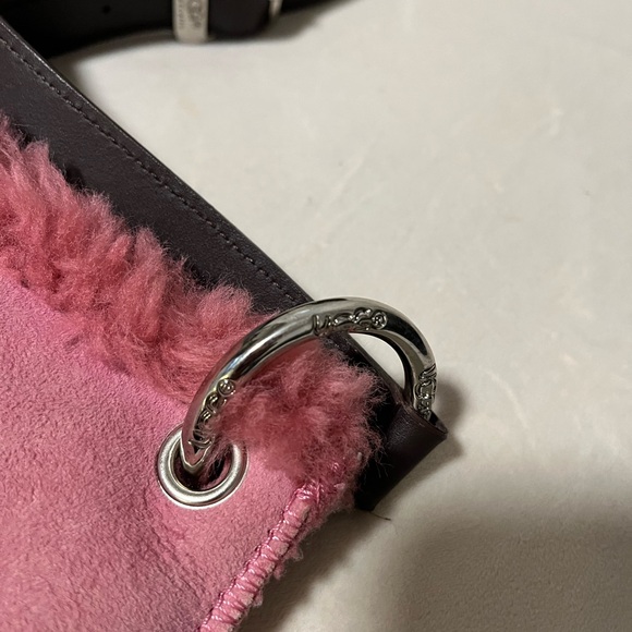 Ugg Australia cross body leather/ sheepskin bag - Picture 4 of 5